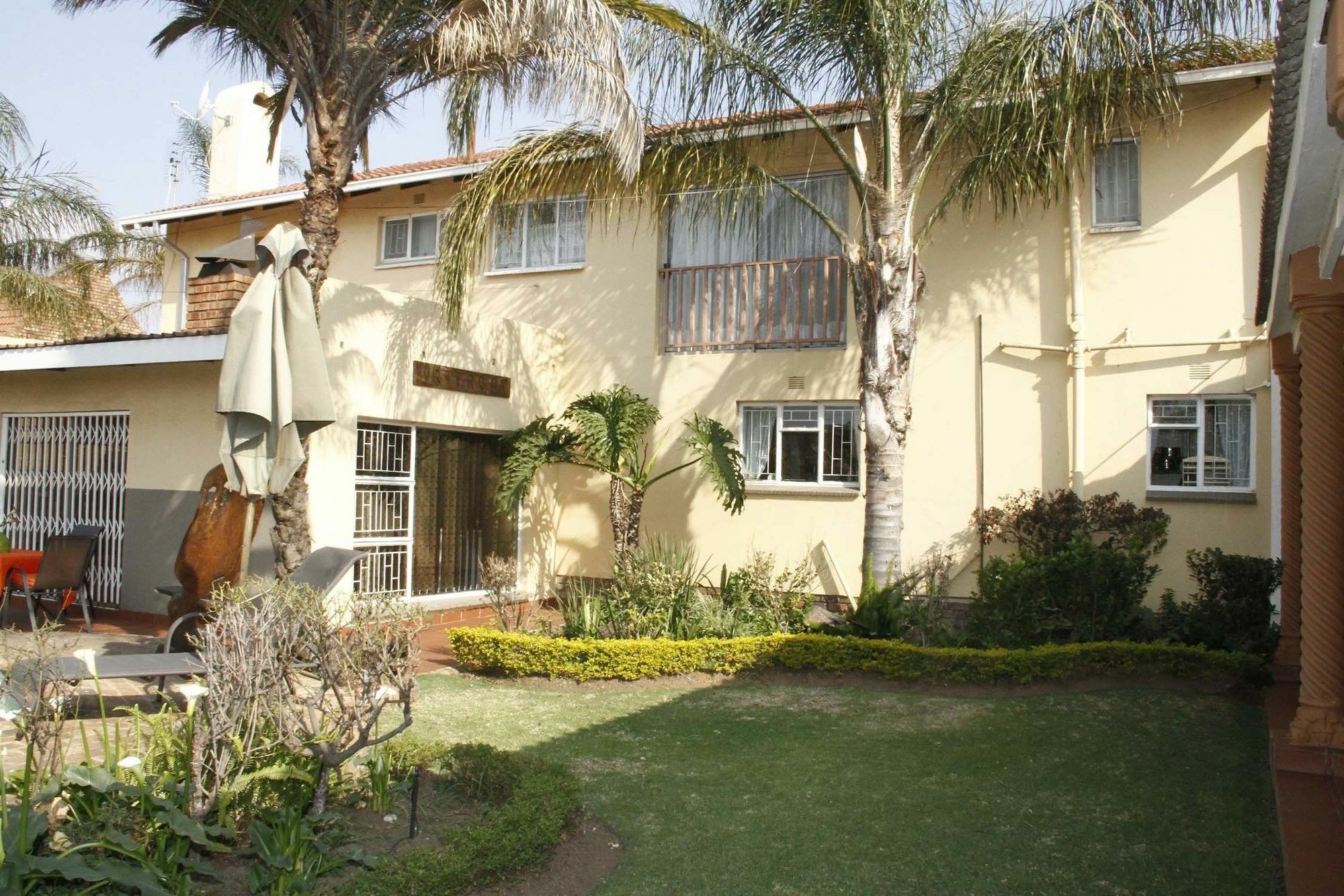 Kalahari Guest House eMalahleni Exterior photo